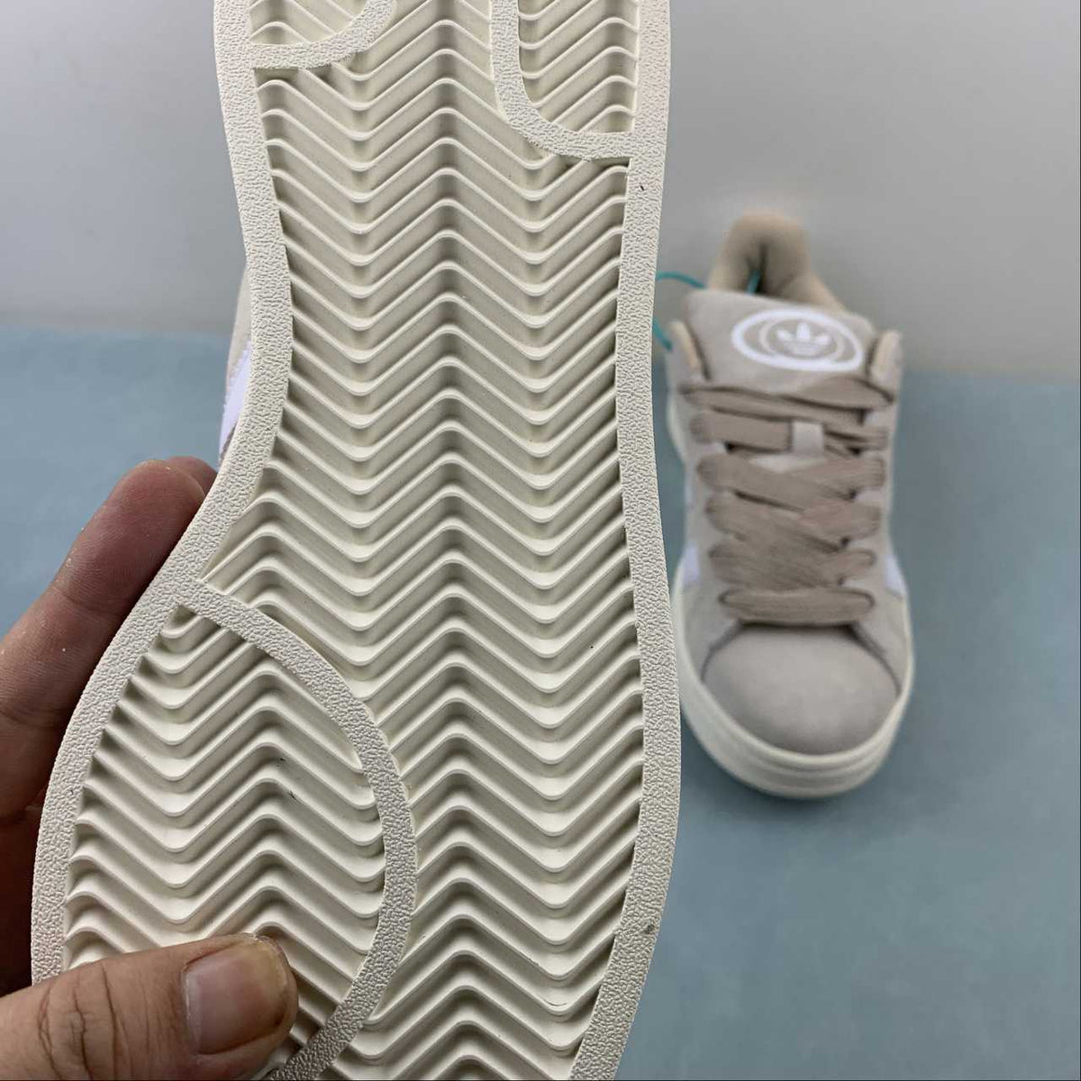 Adidas Campus 00s