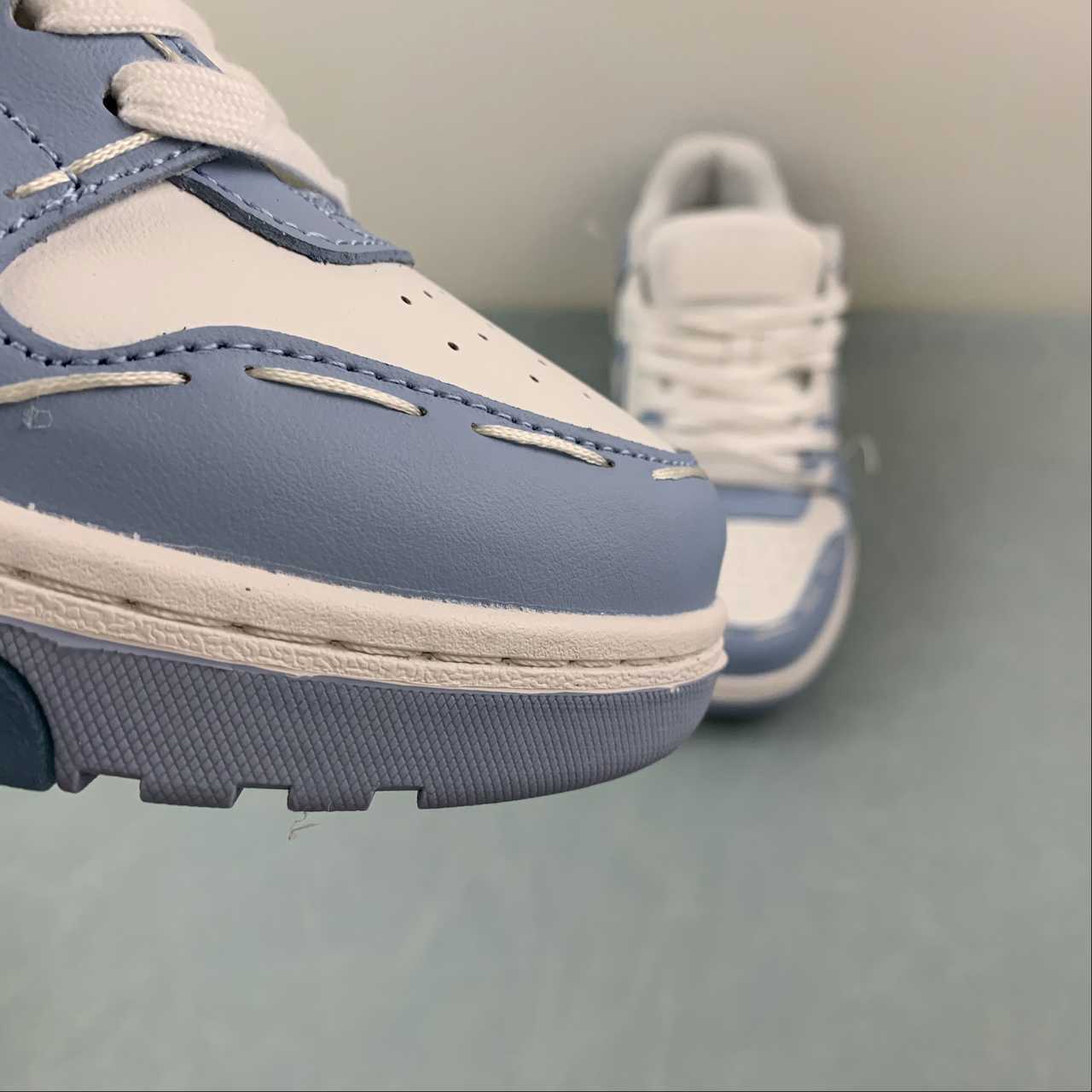 OFF-WHITE Out Of Office "000" Low