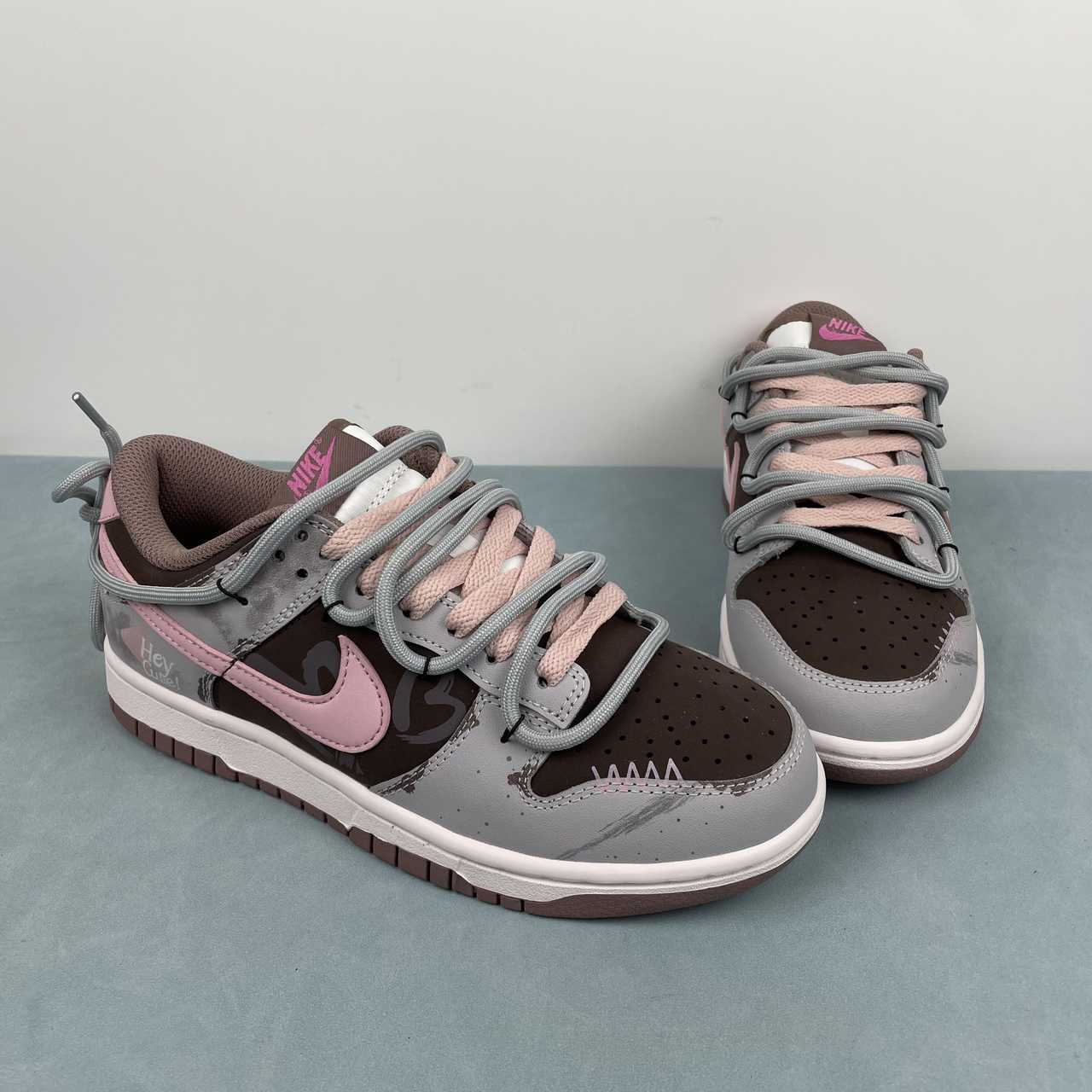 Nike Dunk Low