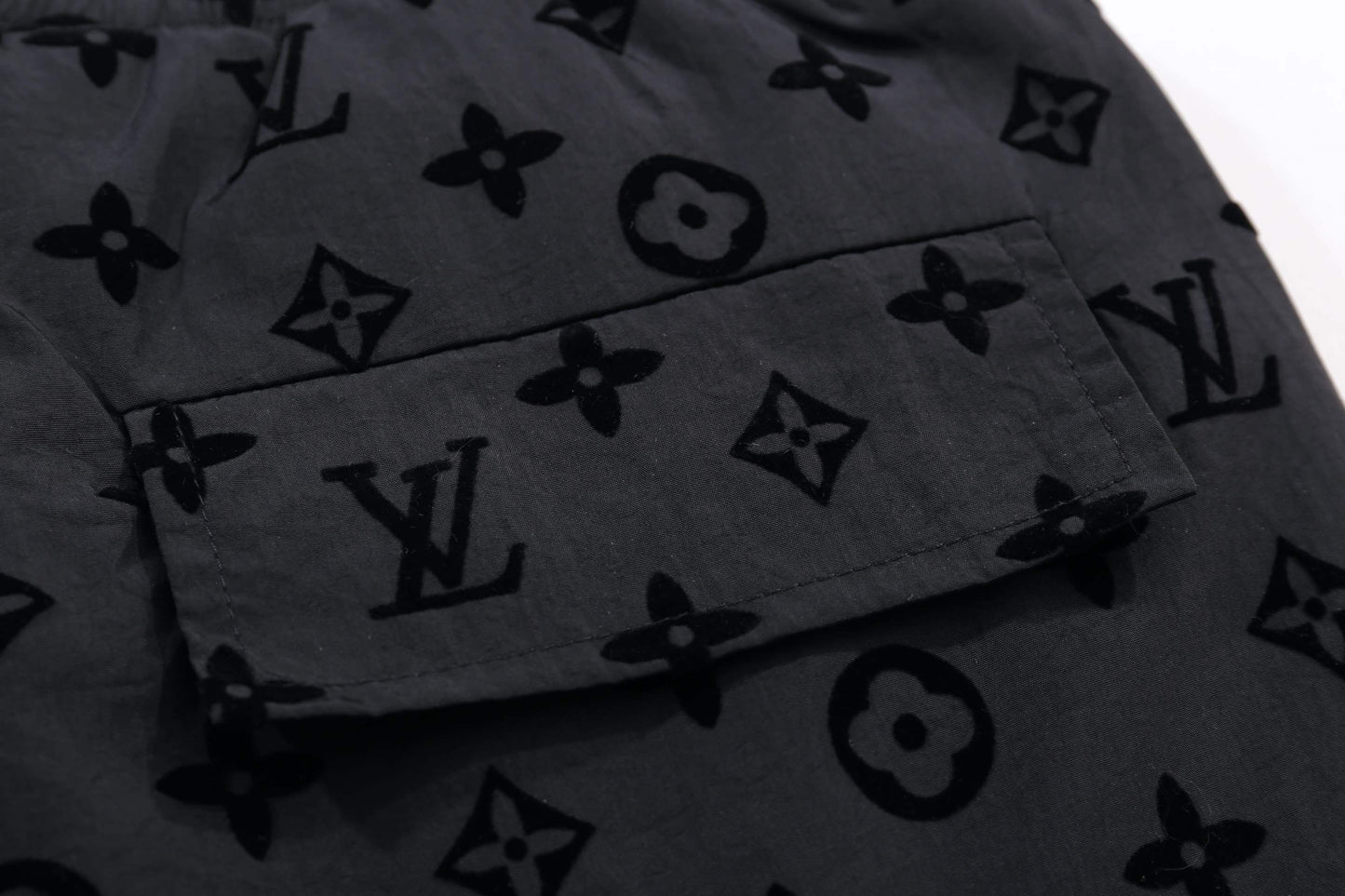 Corto Louis Vuitton
