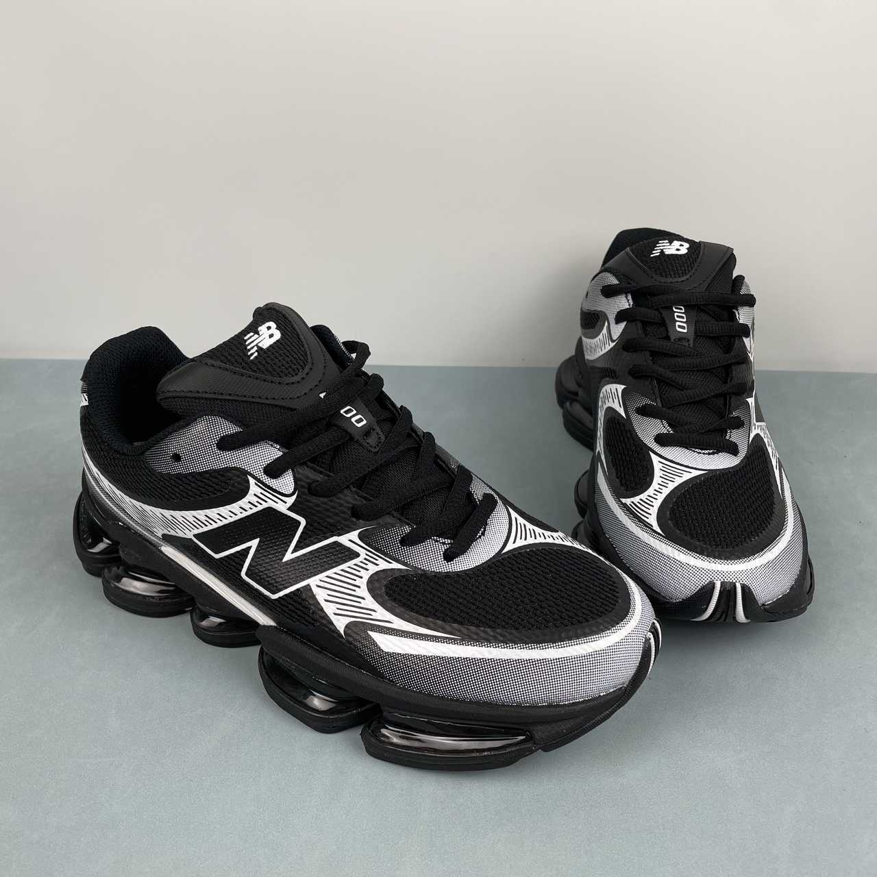 New Balance 2000