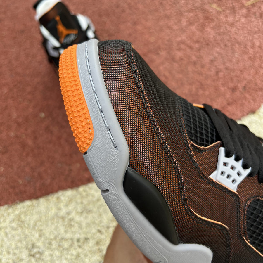 Air Jordan 4