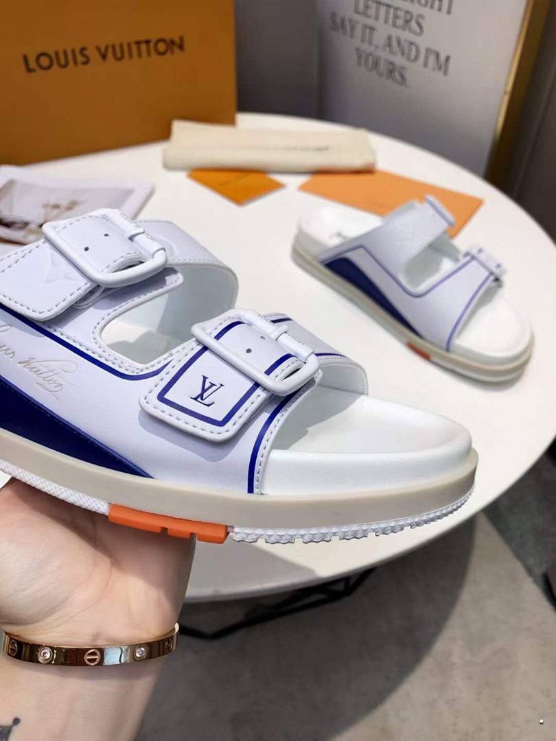 Chinelo Louis Vuitton