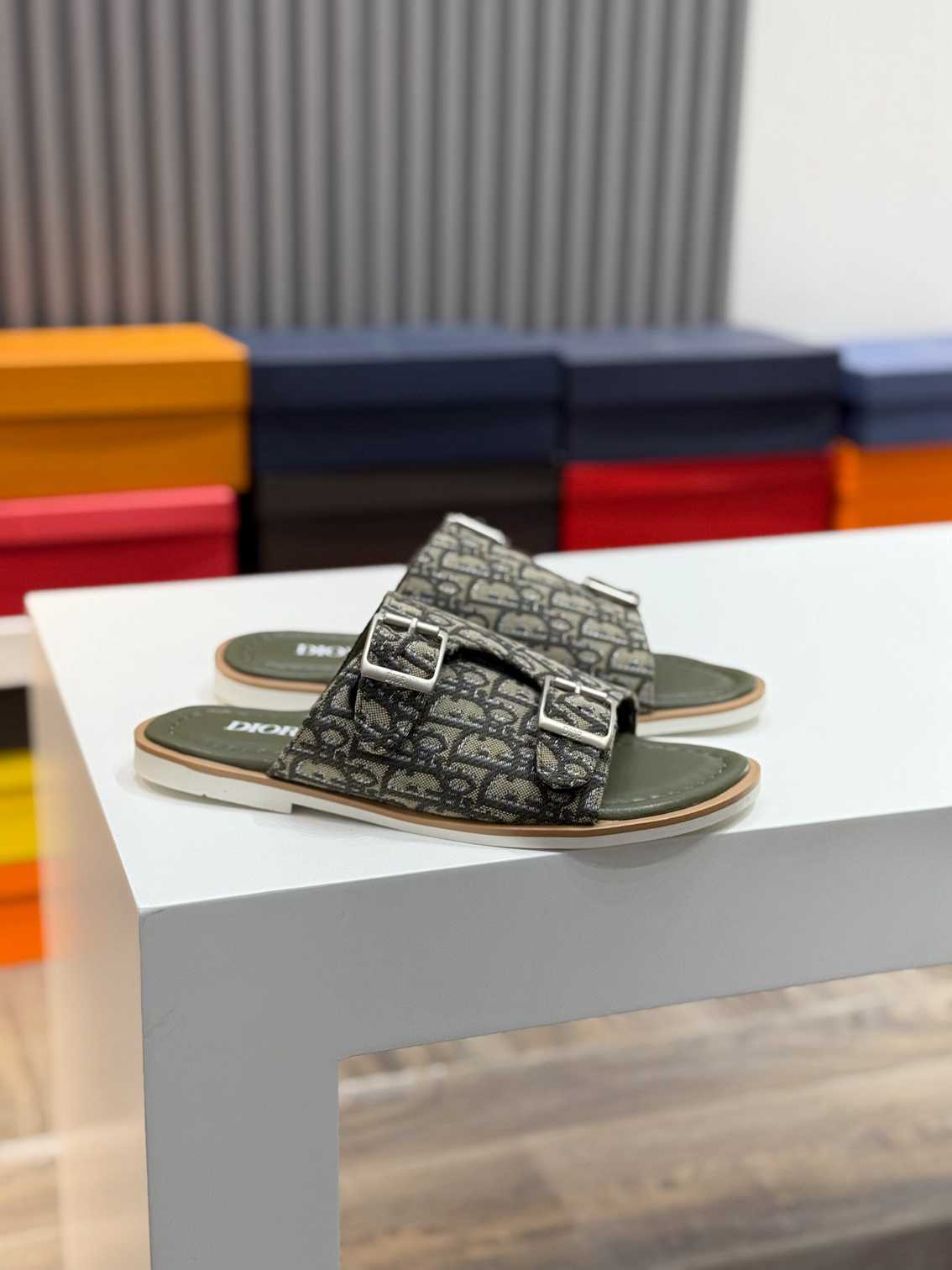 Chinelo Dior Slippers