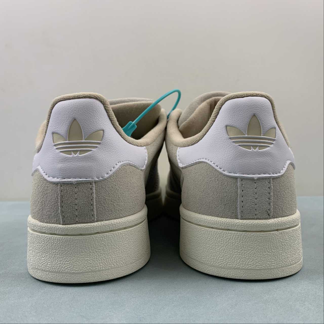 Adidas Campus 00s