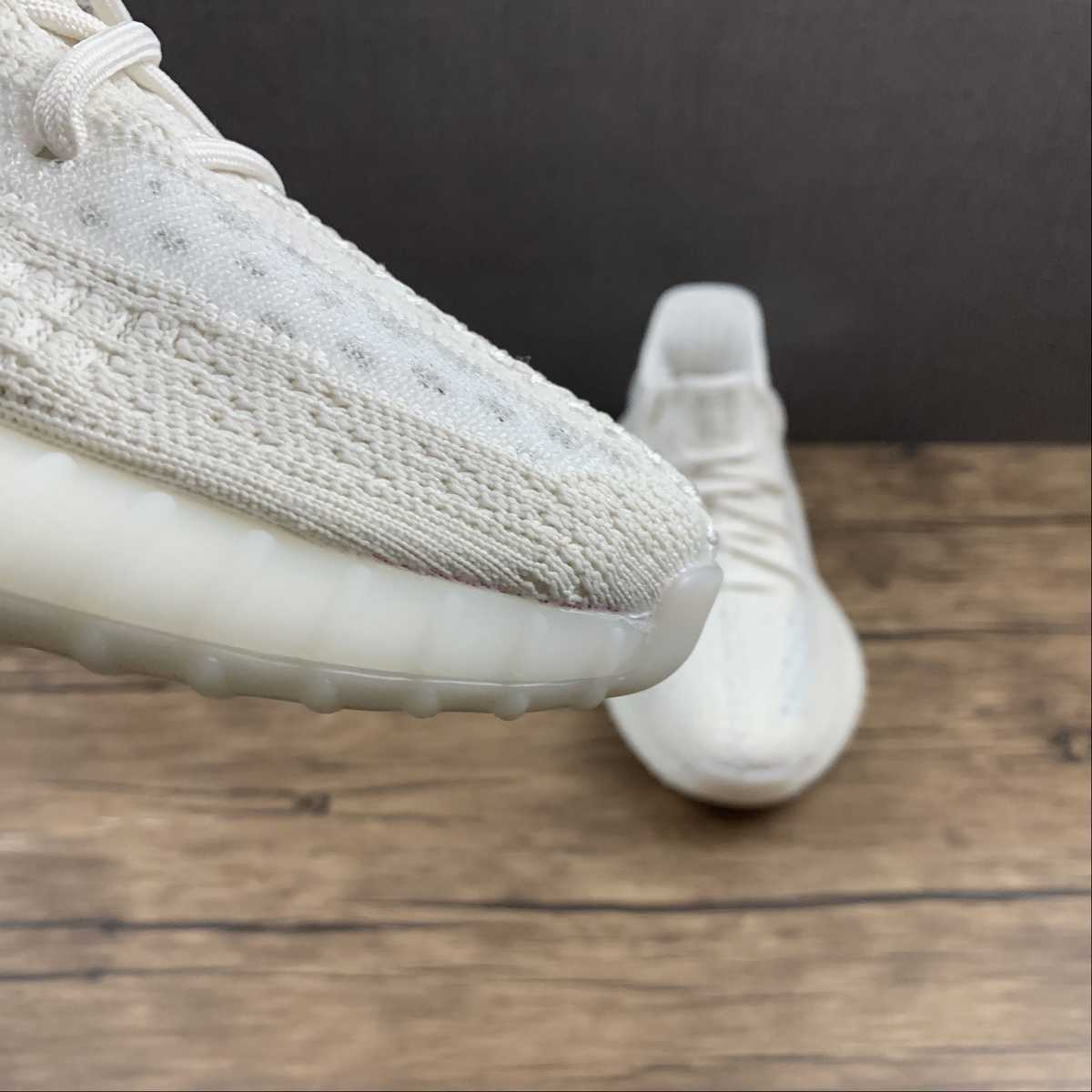 Adidas Yeezy Boost 350 V2