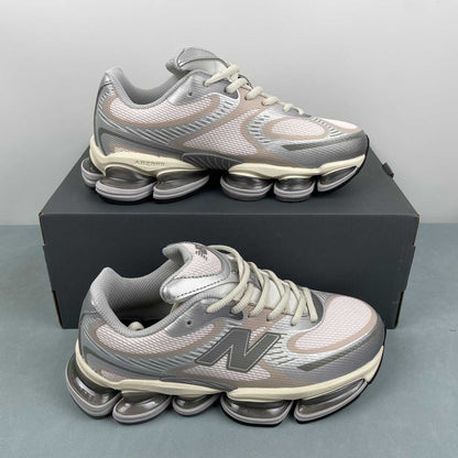 New Balance 2000