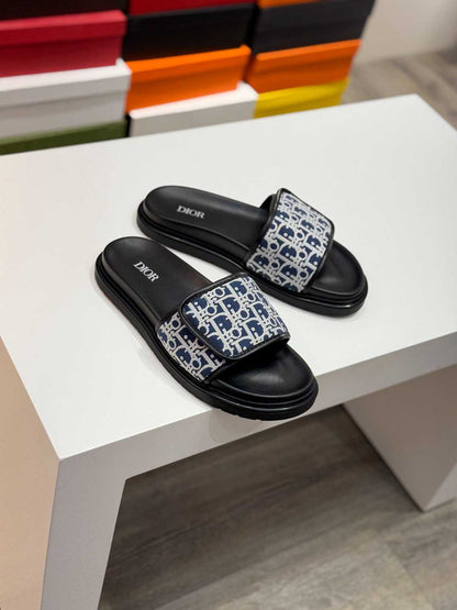 Chinelo Dior Slippers