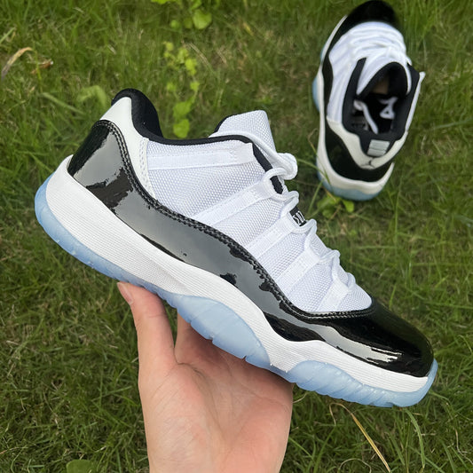 Air Jordan 11
