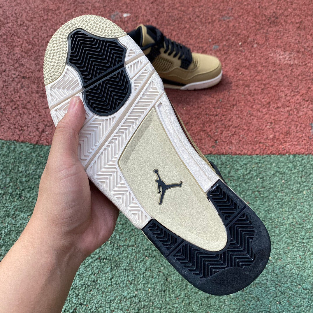 Air Jordan 4