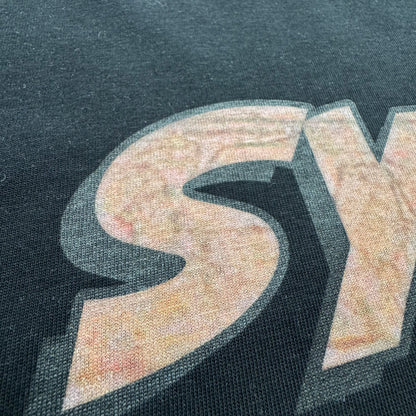 Camiseta Syna World