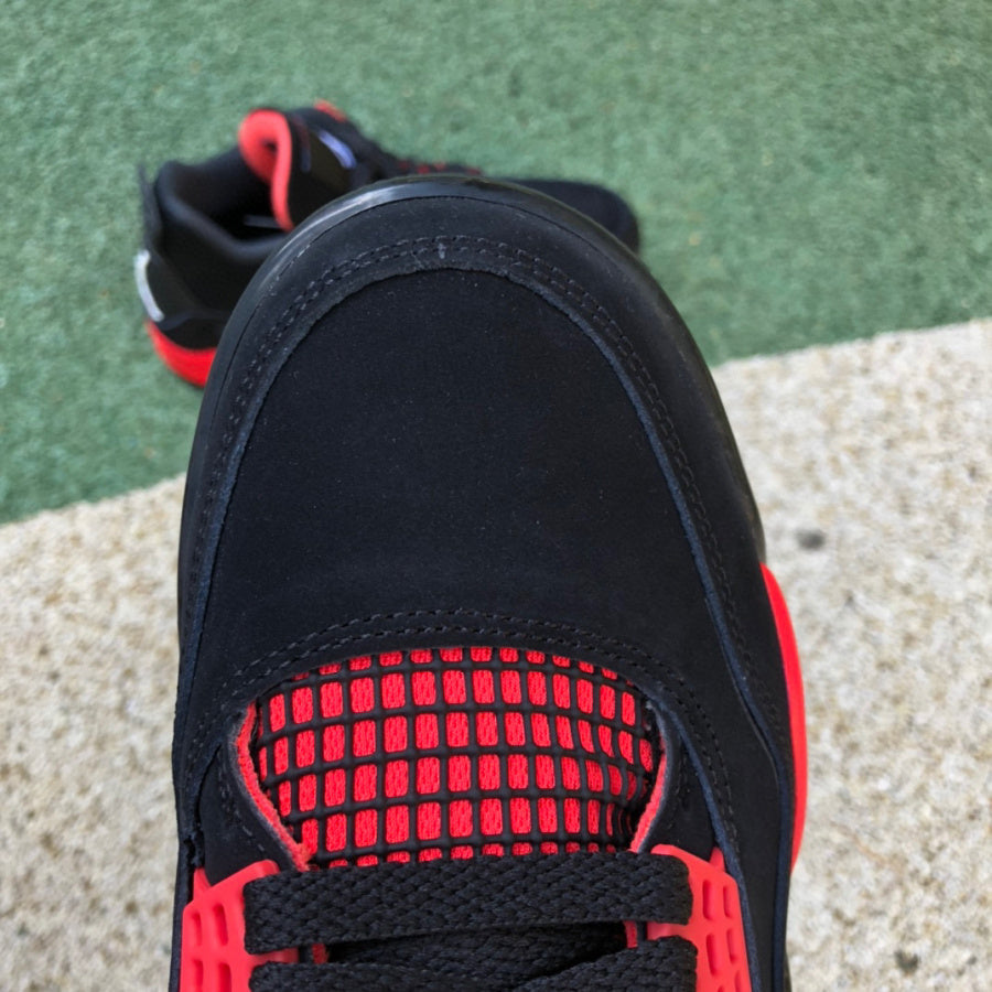 Air Jordan 4
