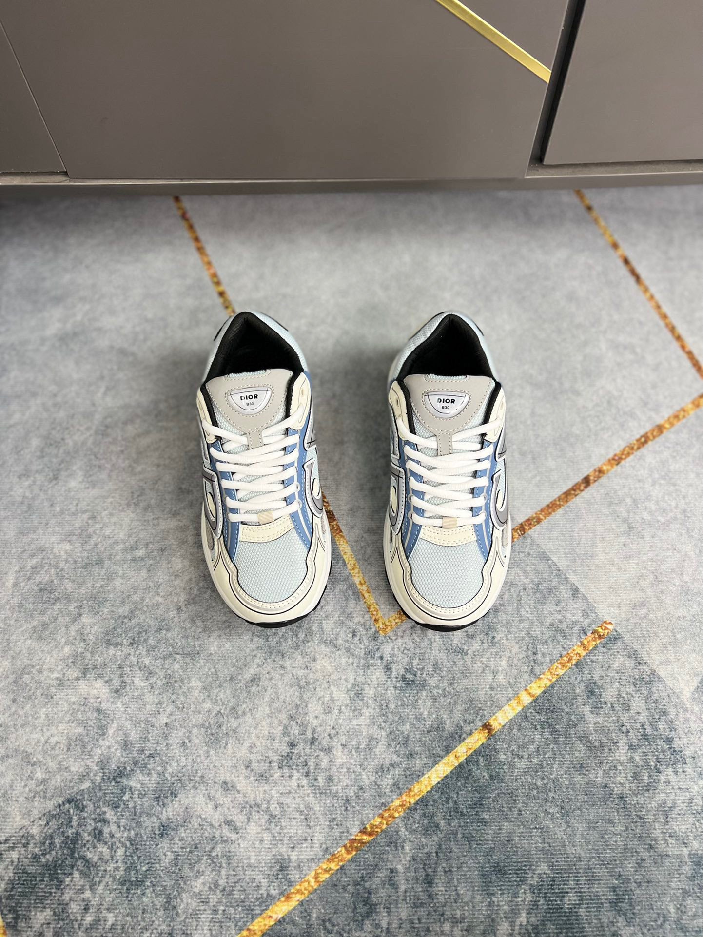 Dior B30