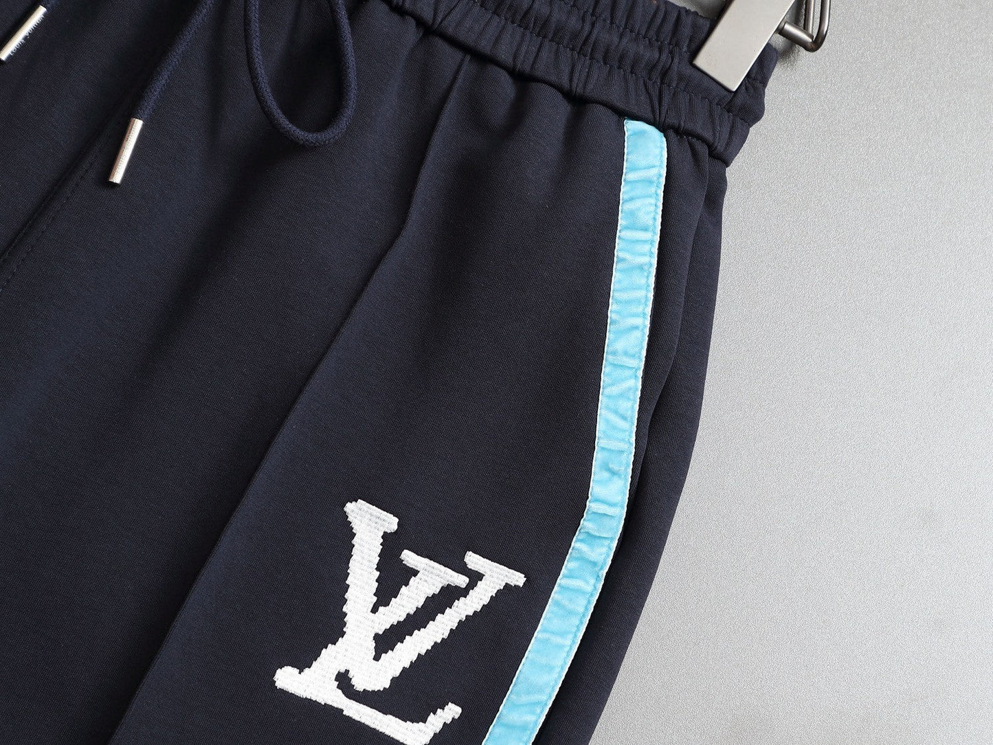 Corto Louis Vuitton