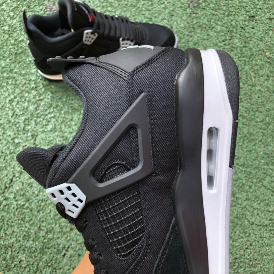 Air Jordan 4