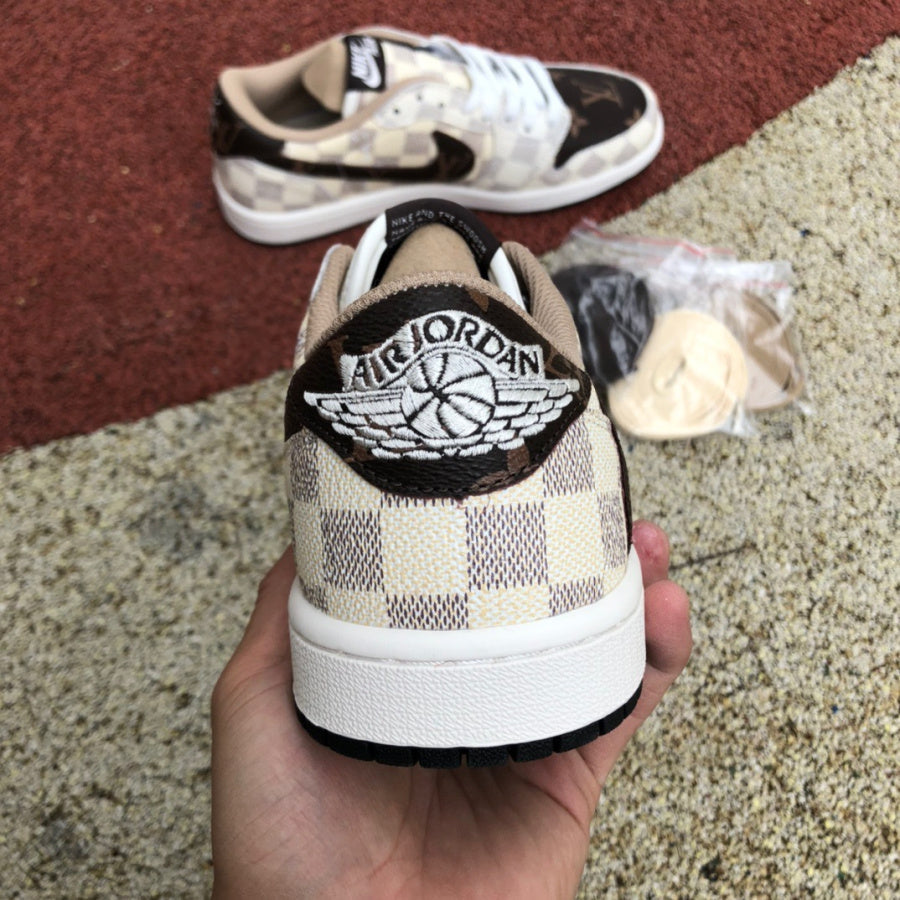 Jordan 1 Low