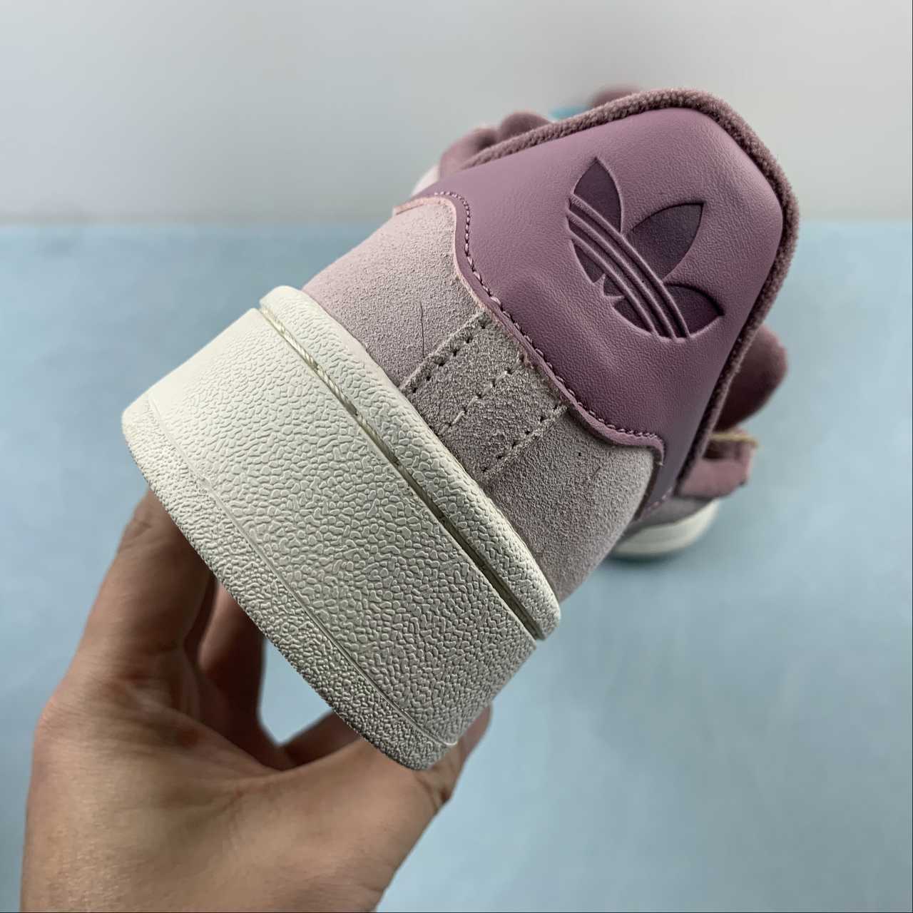 Adidas Campus 00s