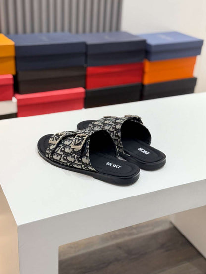 Chinelo Dior Slippers