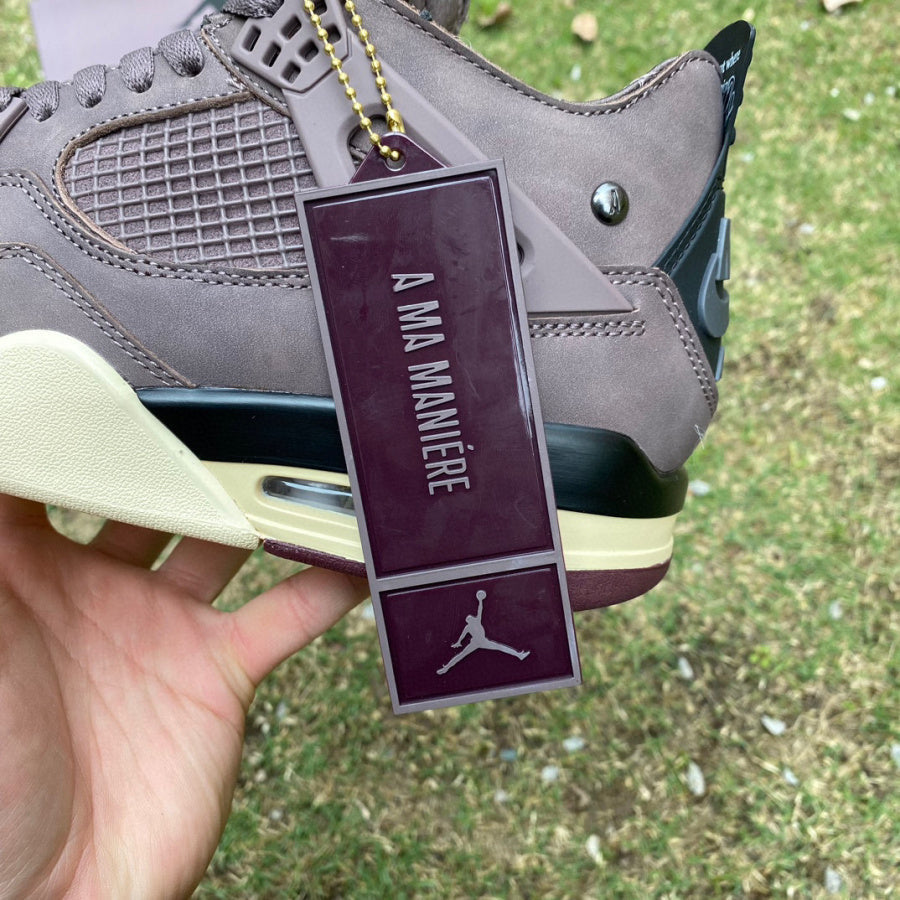 Air Jordan 4