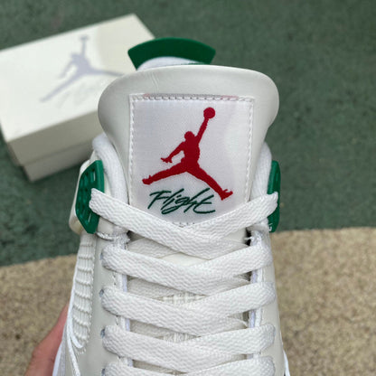 Air Jordan 4