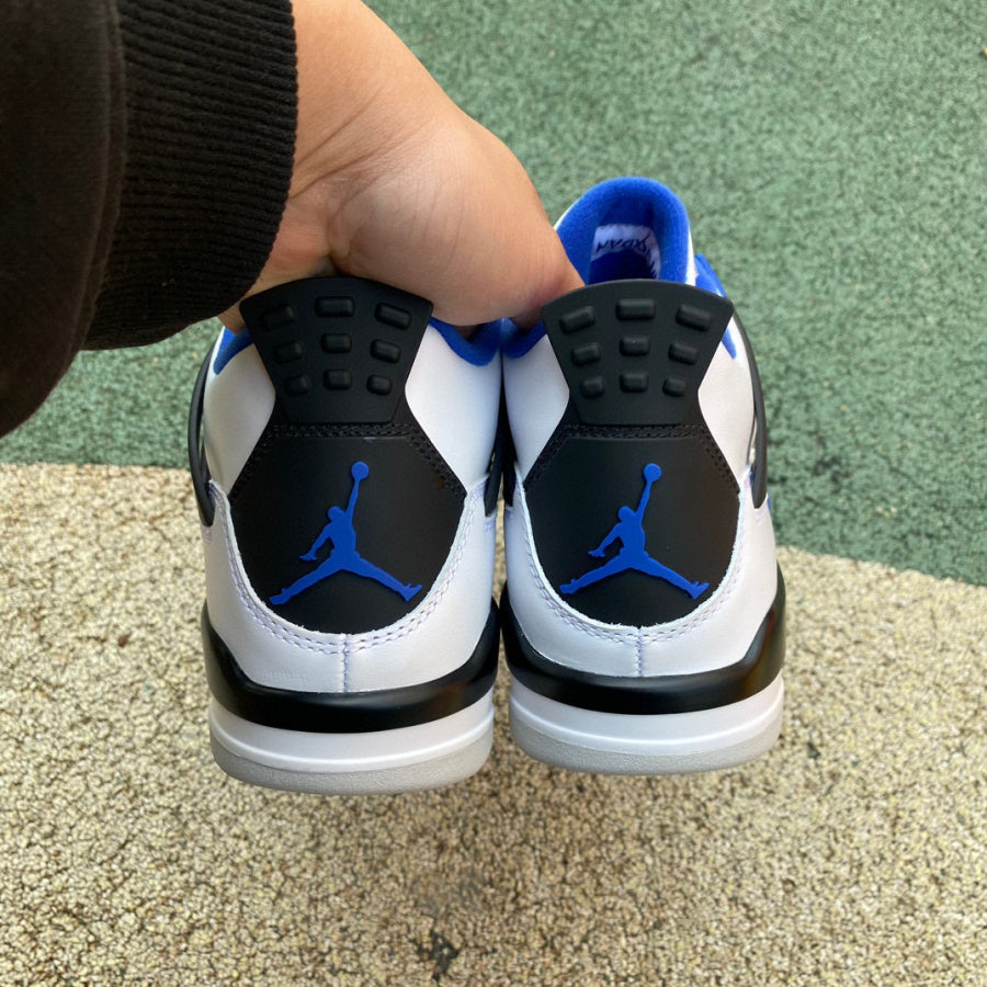 Air Jordan 4