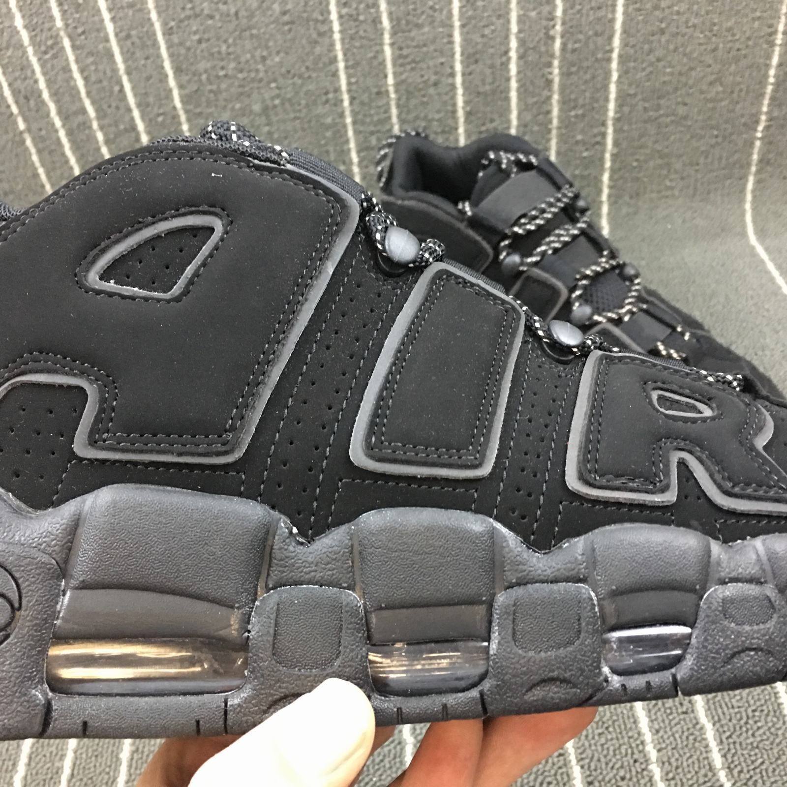 Nike Air More Uptempo