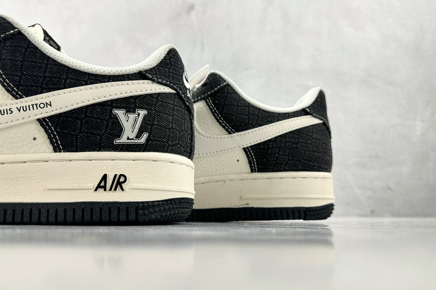 Louis Vuitton x Nike Air Force 1