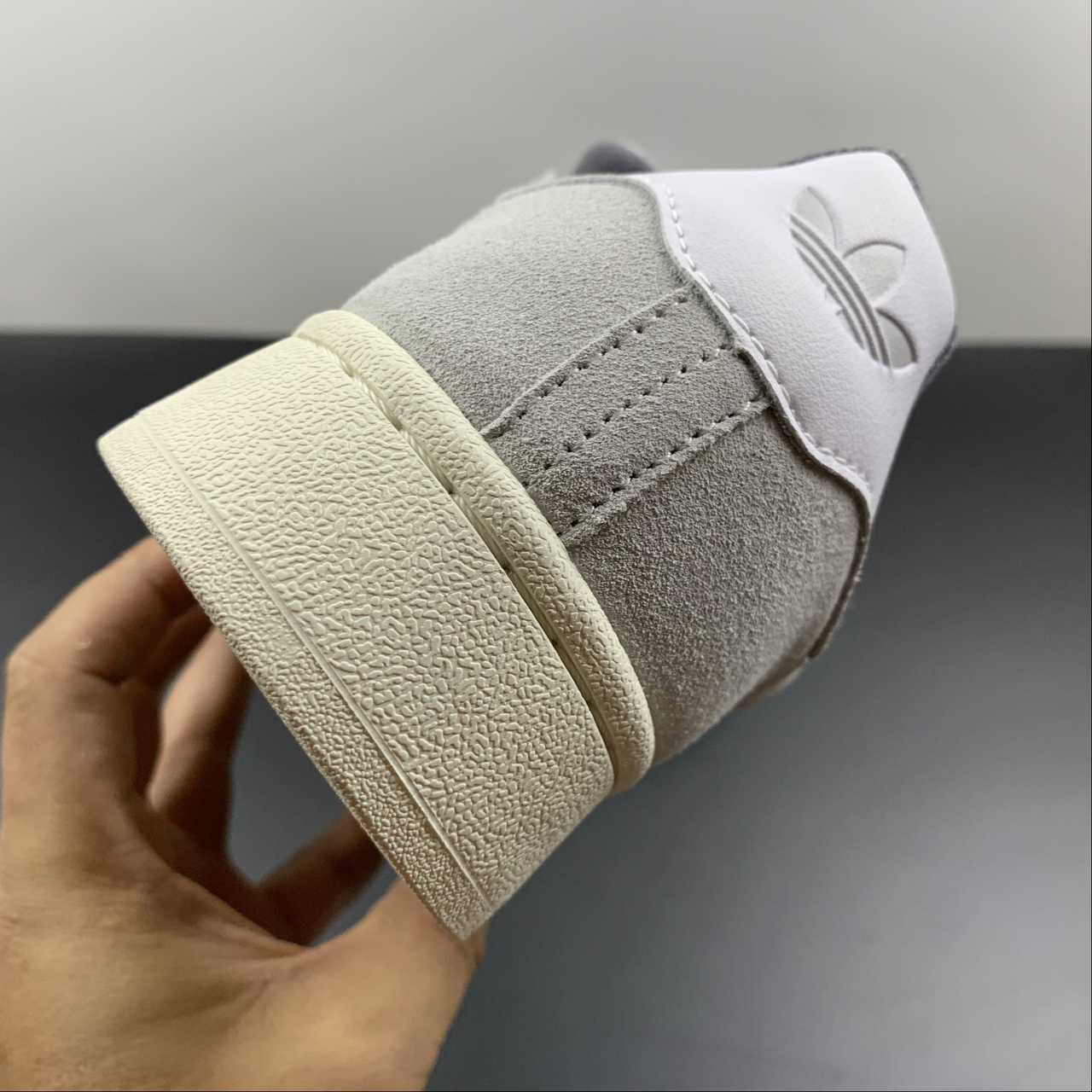 Adidas Campus 00s