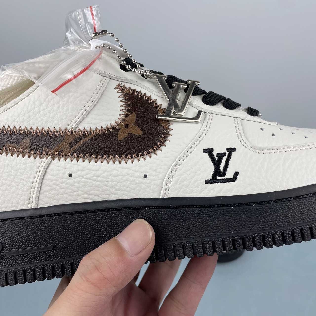 Louis Vuitton x Nike Air Force 1