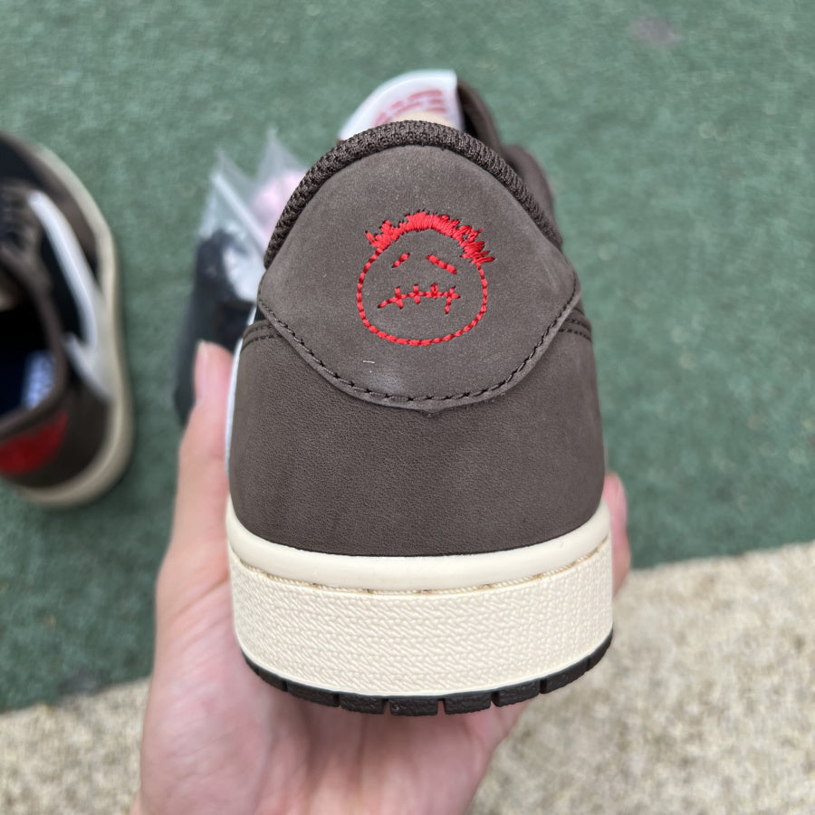Jordan 1 Low