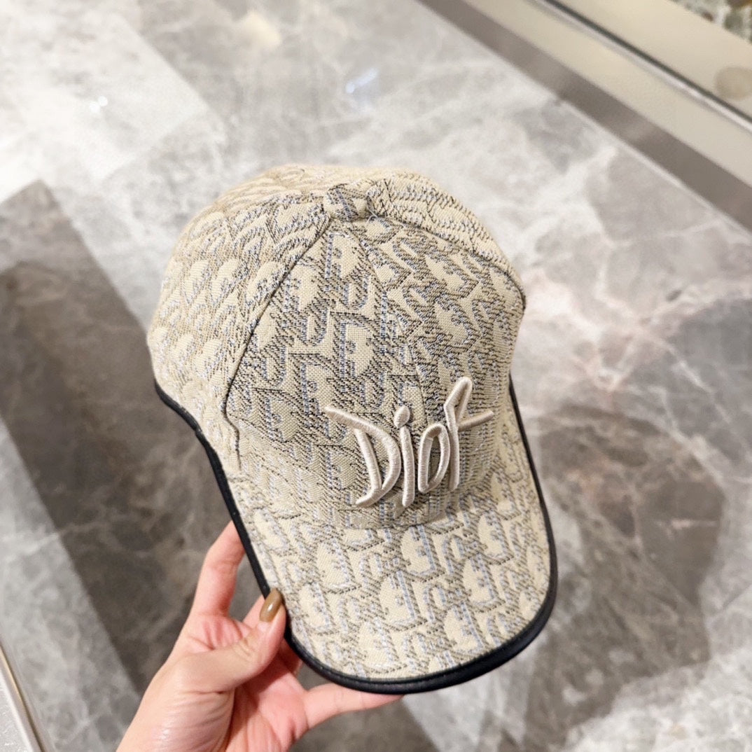 Boné DIOR