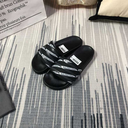Chinelo Balenciaga