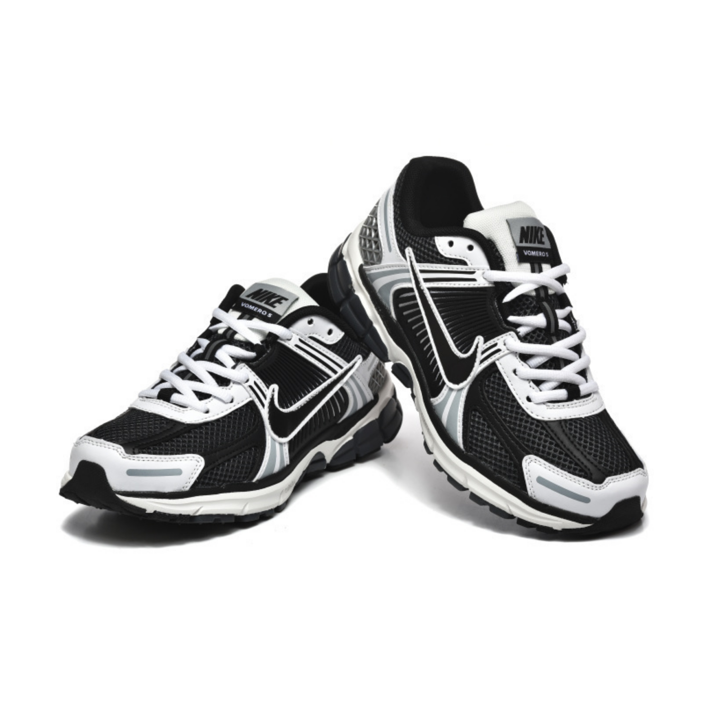 Nike Air Zoom Vomero 5