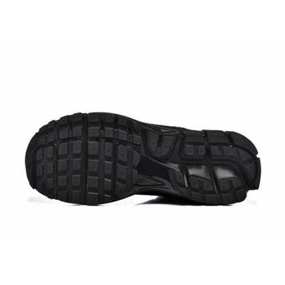 Nike Air Zoom Vomero 5