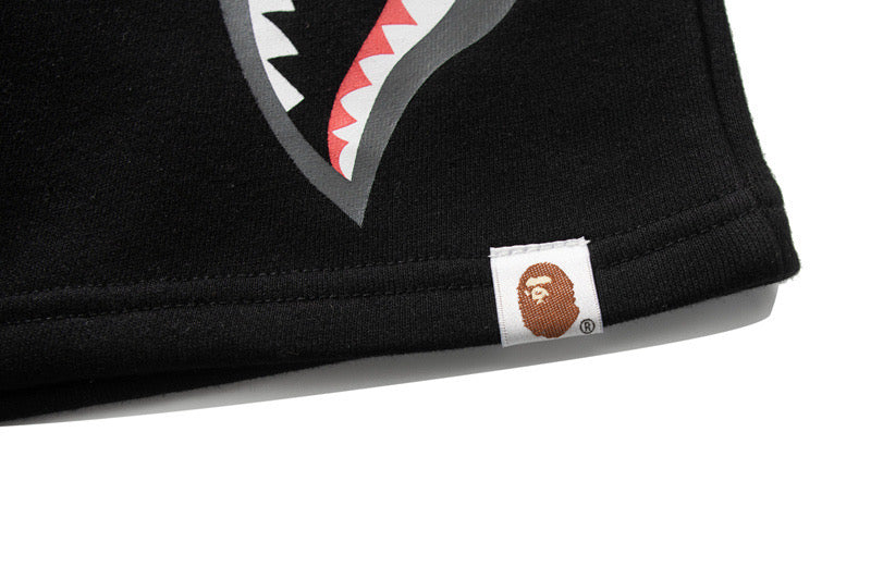 BAPE corto