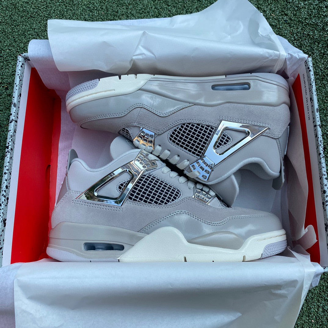 Air Jordan 4