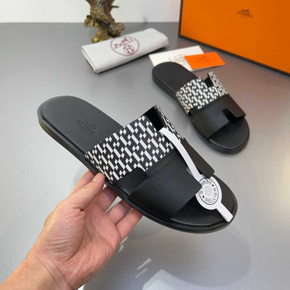 Chinelo Hermes Izmir