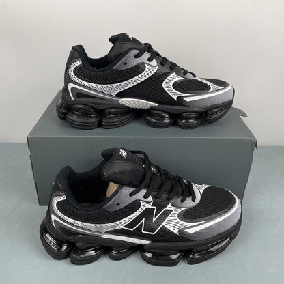New Balance 2000