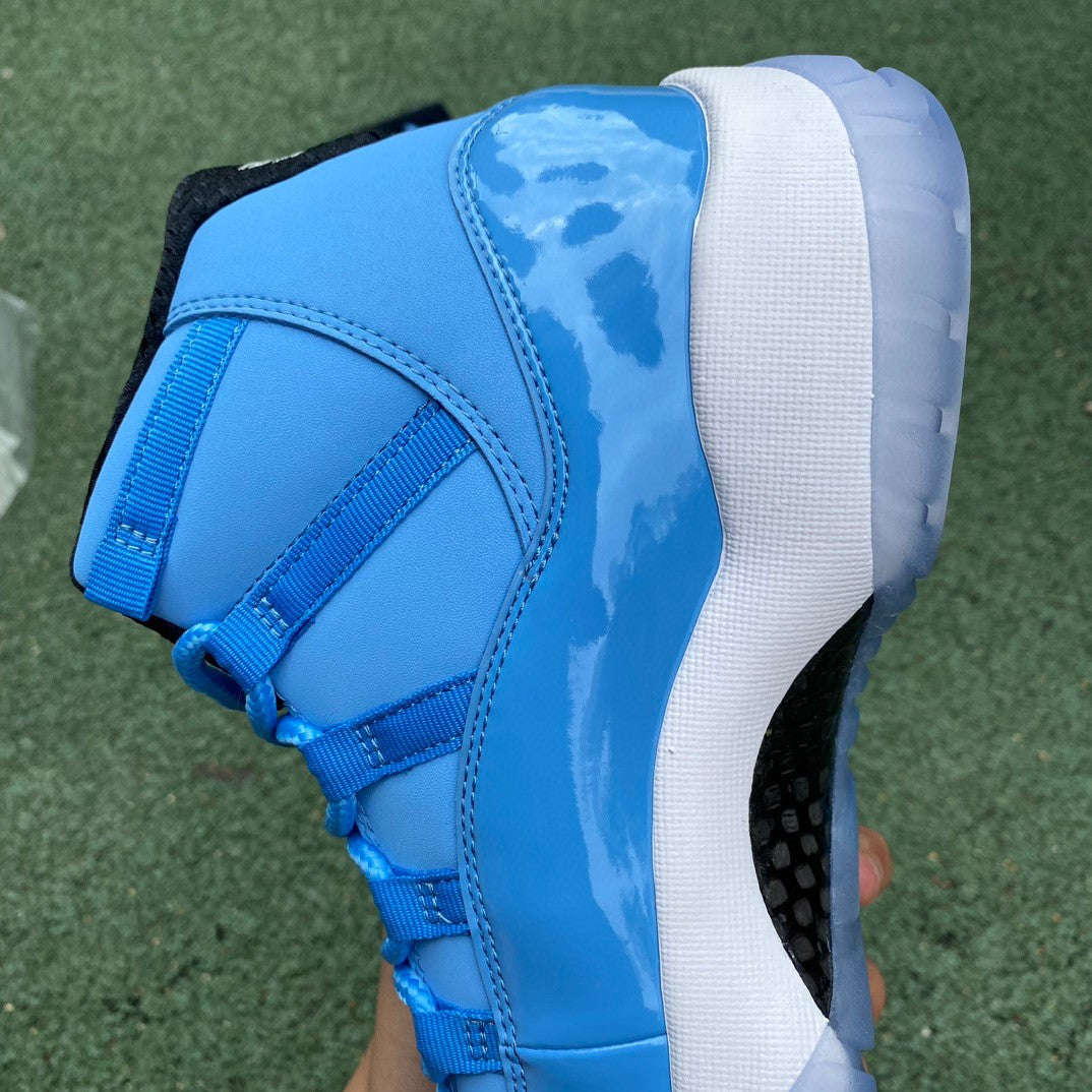 Air Jordan 11