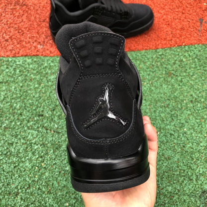 Air Jordan 4