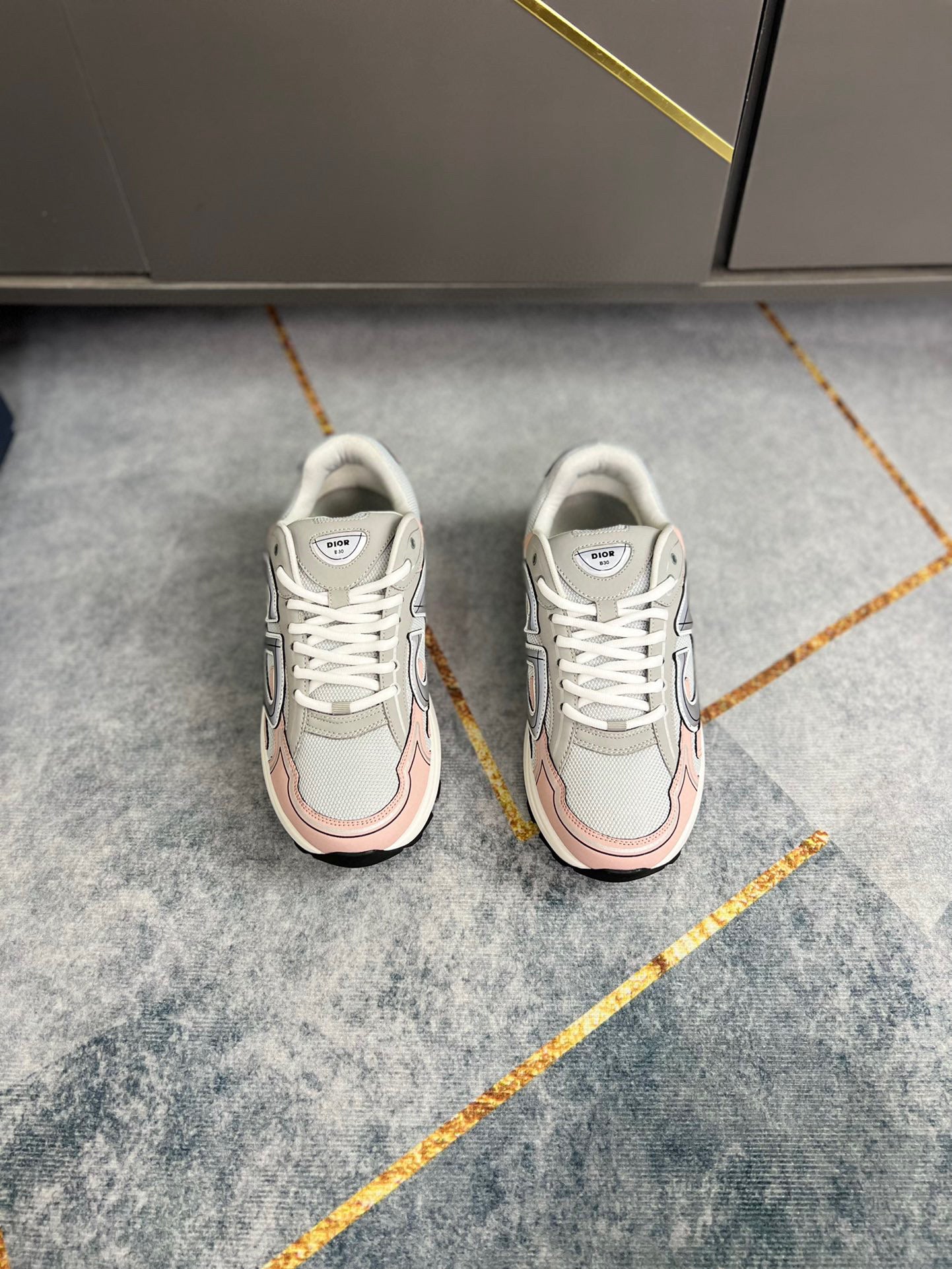Dior B30