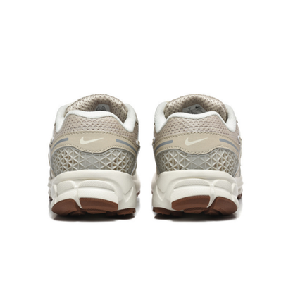 Nike Air Zoom Vomero 5