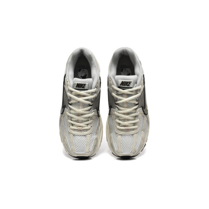 Nike Air Zoom Vomero 5