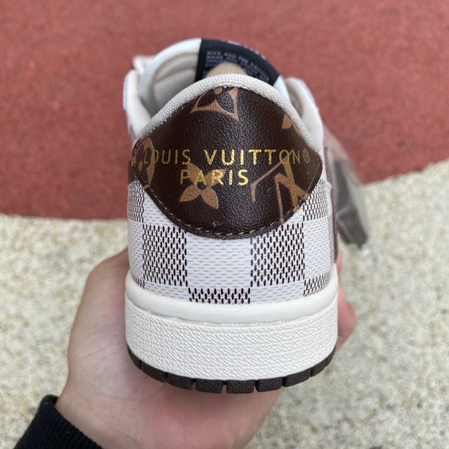 Jordan 1 Low