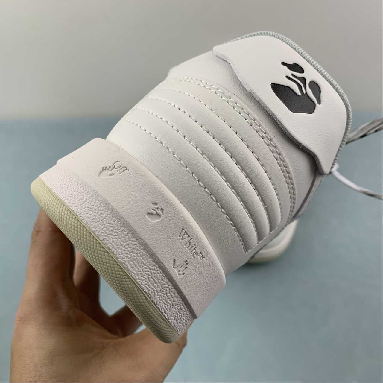 OFF-WHITE Out Of Office "000" Low