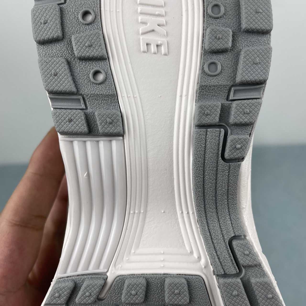 Nike P-6000