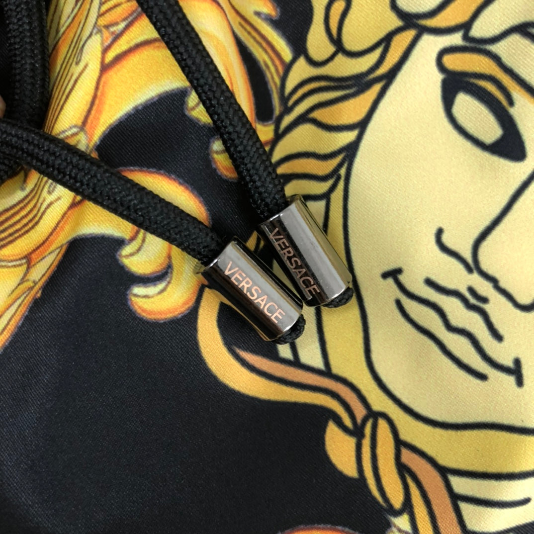 Versace corto