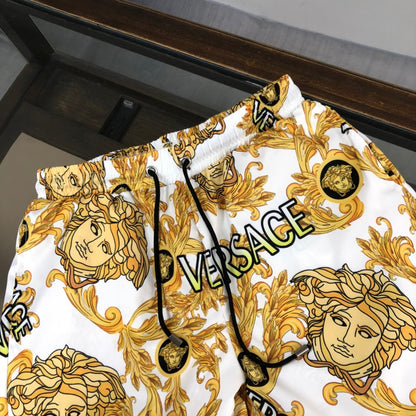 Pantalón corto de Versace