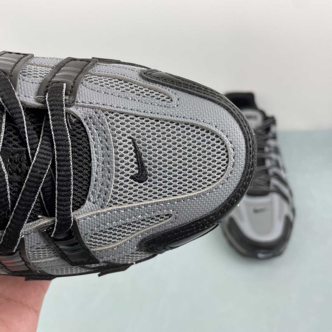 Nike P-6000v