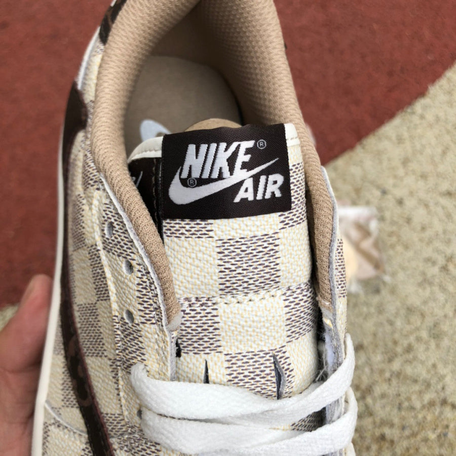 Jordan 1 Low